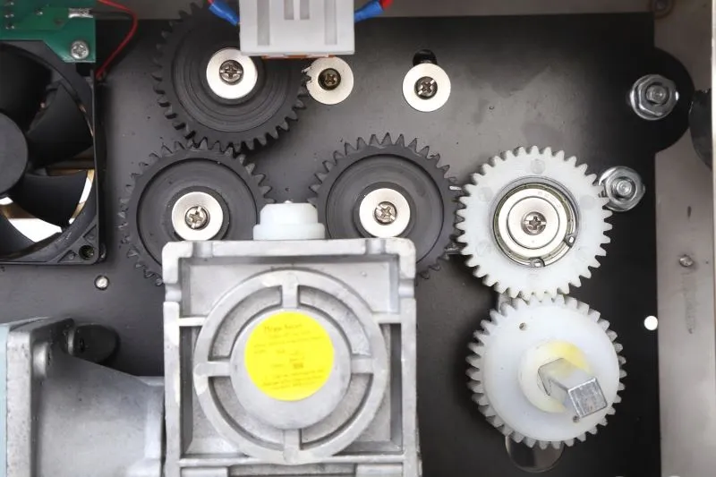 Hình ảnh chi tiết bộ phận máy hàn miệng túi KUNBA-FRM-980LW