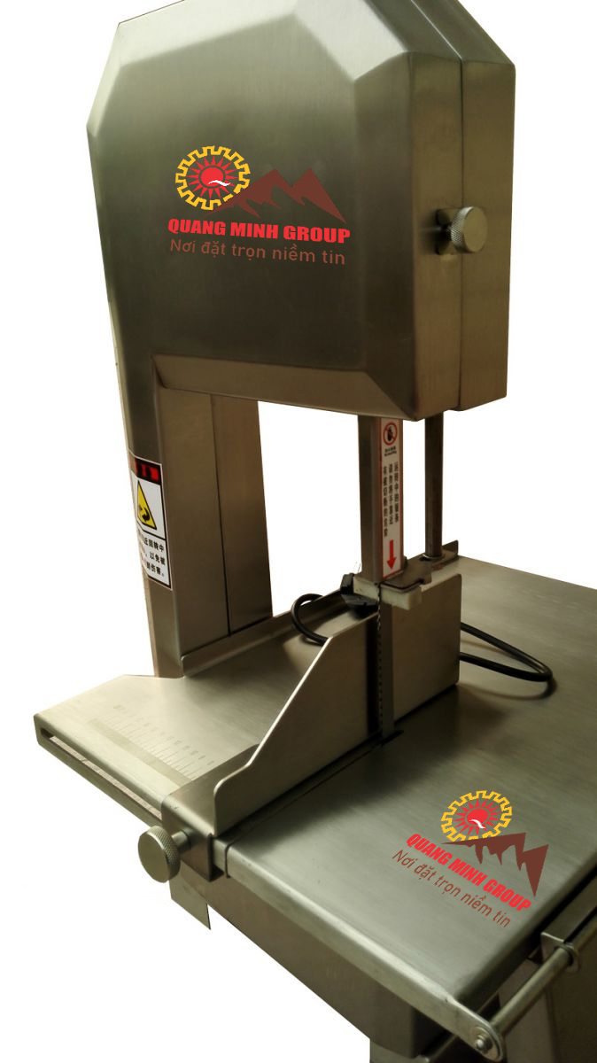 May Cua Xuong Ong Gio Heo Goodfor 210X chi tiet