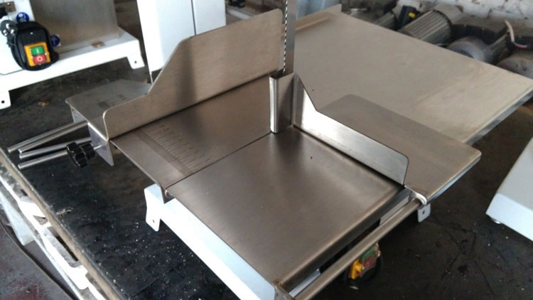 Máy Cưa Xương Ống Giò Heo - Lợn Goodfor HL-1500 4 luoi may cua xuong gf 1500