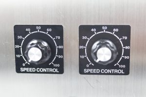 Bộ điều khiển tốc độ siết nắp chai để bàn