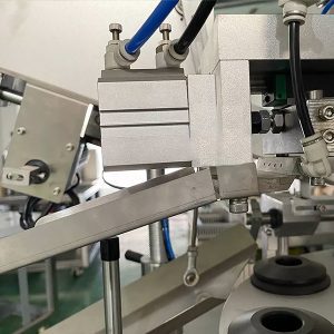 Thanh cắt đáy dư sau khi hàn