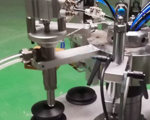 Vòi chiết rót của máy đóng tuýp kem