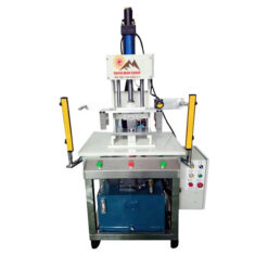 Máy dập nổi logo hoạ tiết ký tự trên bánh xà bông xà phòng bán tự động