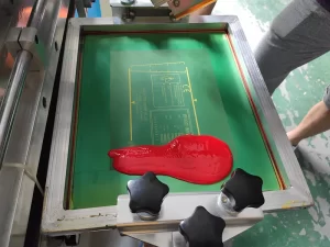 Màng lụa căn chỉnh